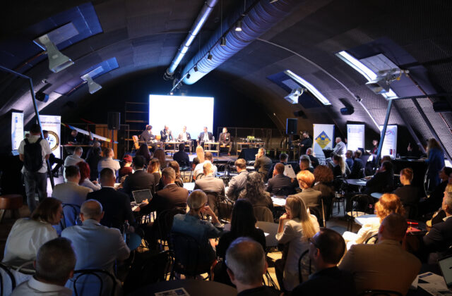 Trnavský kraj hostil diskusiu o hospodárskom raste, inováciách&hellip;