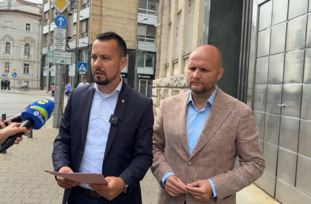 Demokrati podali podnet pre podozrenie z volebného podvodu,&hellip;