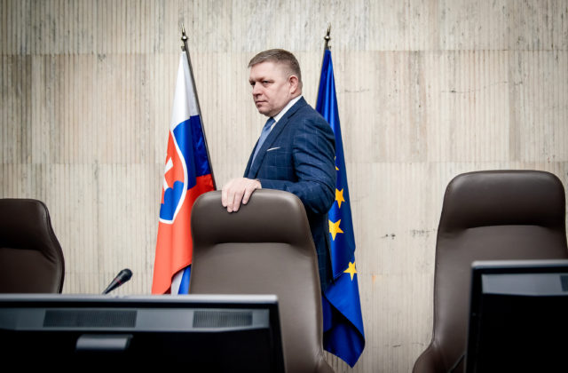 Fico by mal podľa Zoroslava Kollára odísť z&hellip;