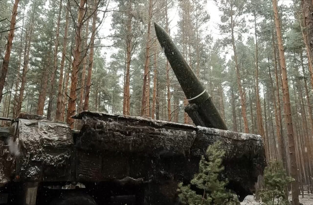 Putin hneď po telefonáte s Trumpom na Ukrajinu vypálil rekordných 550 dronov a rakiet