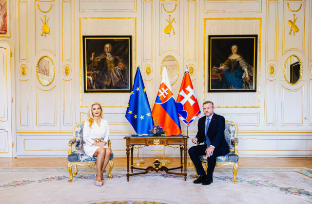 Prezident Pellegrini sa stretol s ministerkou Šimkovičovou, zaujímalo&hellip;