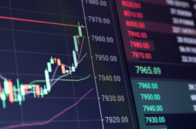 Americký akciový trh stúpol, technologický Nasdaq dosiahol ďalší rekord