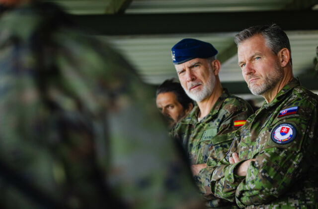 Pellegrini neplánuje opustiť vojenský výcvik. Vyzval „kapitána“&hellip;