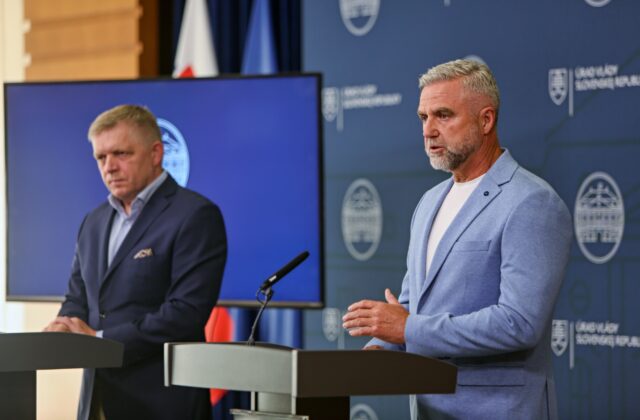 Čurillovci podali žalobu na Fica a Gašpara a za ich výroky žiadajú aj tučné odškodné