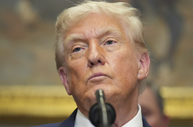 Trump reaguje na hrozby Medvedeva, vyslal jadrové ponorky smerom k Rusku