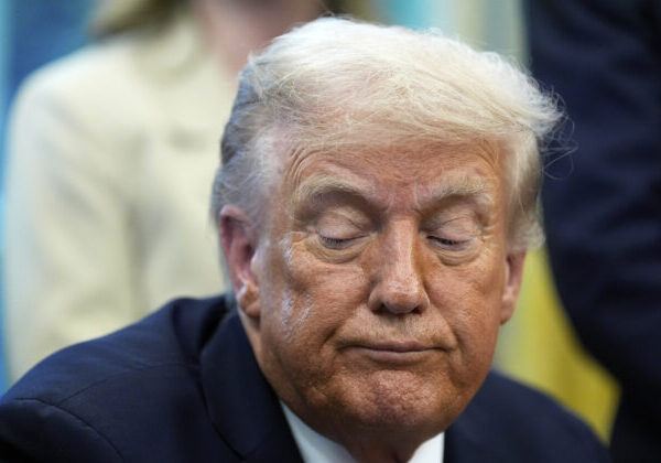 Trump po dlhom zdráhaní označil Rusko za agresora