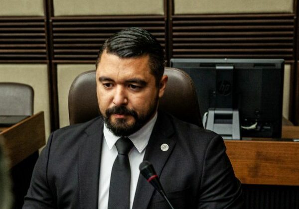 Progresívci žiadajú odvolanie Gašpara, šéfom SIS nemôže byť „mafiánsky plagiátor“ – VIDEO