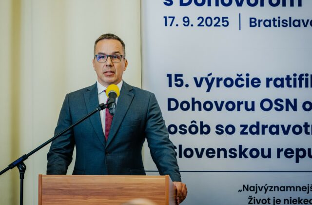 Hnutie Slovensko nespochybňuje obsah novely, len odmietalo hlasovať s Ficom, tvrdí Erik Tomáš