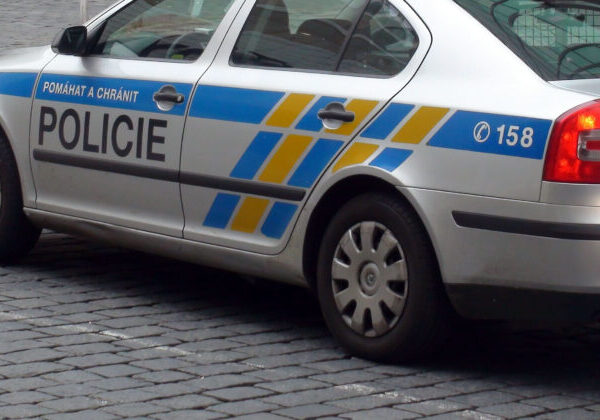 Na Babišovom predvolebnom mítingu sa strhla menšia potýčka