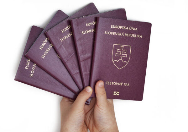 Na hraniciach sa chystá veľká zmena. Pasy už nebudú pečiatkovať, prichádza európsky systém EES