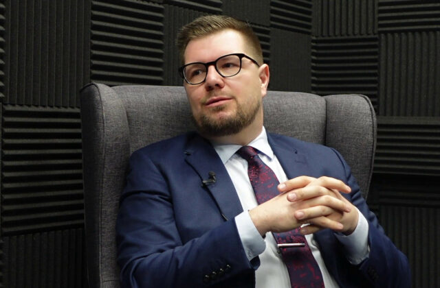 Šimko: Prevládajú názory, že keď už ísť do…