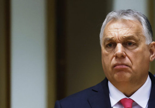 Proti Orbánovi v Budapešti demonštrovalo 50-tisíc ľudí