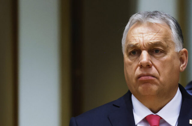 Proti Orbánovi v Budapešti demonštrovalo…