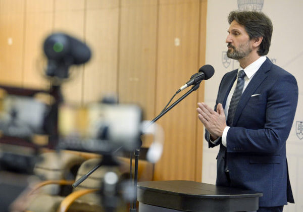 Ide len o štartovný výstrel, hodnotí minister Kaliňák konferenciu o „múre proti dronom“