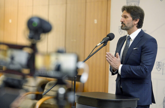 Ide len o štartovný výstrel, hodnotí minister Kaliňák konferenciu o „múre proti dronom“