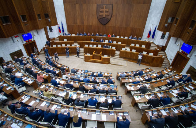 Hospodársky výbor Národnej rady SR…