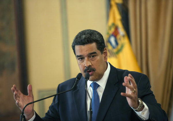 Napätie medzi Venezuelou a USA stúplo, Maduro vyzval na dialóg s Washingtonom