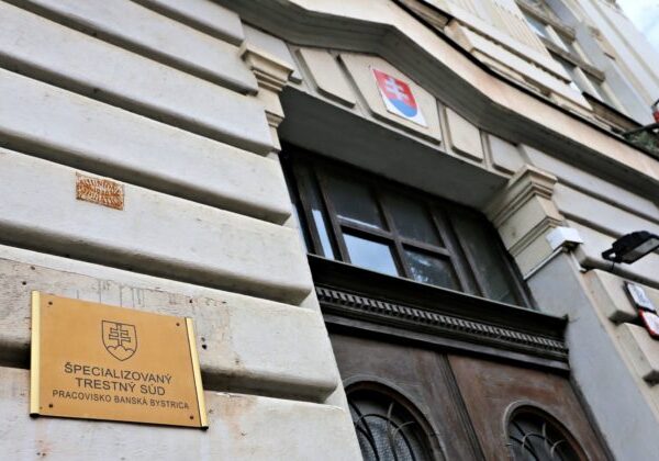 Korupčná kauza Mýtnik by mala na súde pokračovať v decembri, vytýčených je šesť termínov pojednávania