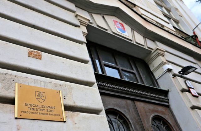 Korupčná kauza Mýtnik by mala na súde pokračovať v decembri, vytýčených je šesť termínov pojednávania