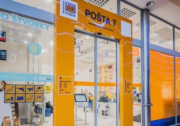 Slovenská pošta smeruje ku kolapsu, kontrolóri hovoria o desiatkach miliónov v strate