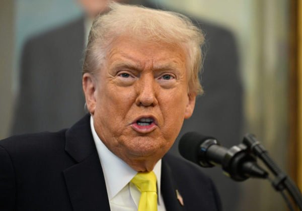 Trump sa má do dvoch týždňov stretnúť s Putinom v Budapešti