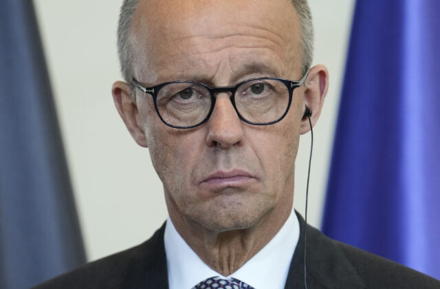 Friedrich Merz plánuje návštevu Slovenska. S Ficom si rozumie v otázke spaľovacích motorov
