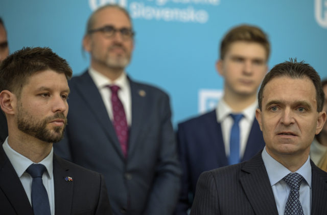 PS nebude napádať ústavnú novelu. Ódor tvrdí, že bola prijatá len na odvrátenie pozornosti od konsolidácie