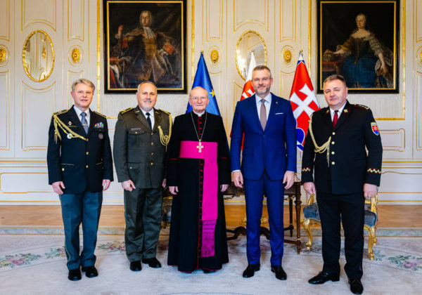 Armáda má nového ordinára, prezident verí, že bude úspešne pokračovať v diele svojho predchodcu