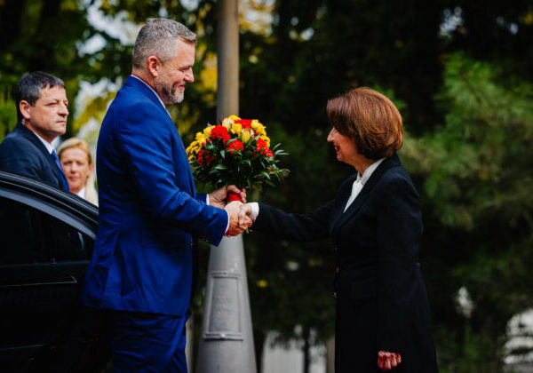 Pellegrini si v Severnom Macedónsku pozrel unikátne laboratórium, ktorého vznik podporilo aj Slovensko – FOTO
