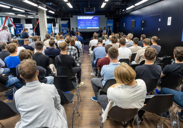 Zo študenta expert na kyberbezpečnosť. Konferencia Junior Security Summit ukázala trendy