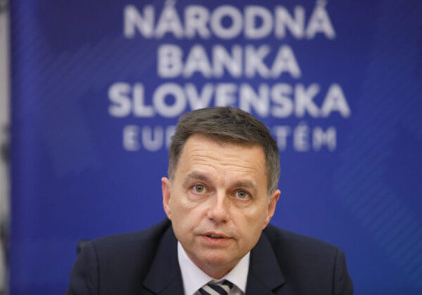 Kažimír nerozumie, prečo na neho Fico verejne útočí. Dosť bolo zrady, odkázal mu premiér