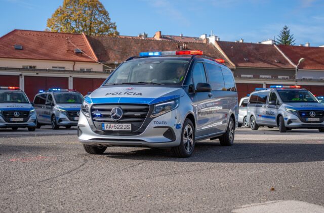 Dopravní policajti dostali 30 nových „mobilných kancelárií“, na mieste nehody vybavia všetku administratívu – FOTO