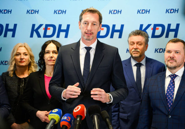 Rada KDH víta schválenú novelizáciu ústavy, uzniesla sa na viacerých veciach – VIDEO, FOTO