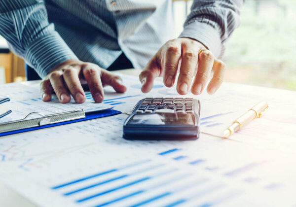 Zamestnávateľov čaká od apríla 2026 zjednodušenie administratívy, zmeny sa budú týkať nemocenských dávok