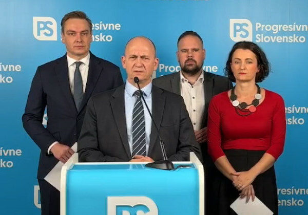 Progresívci vinia vládu z rastúcej kriminality. Suska vyzývajú, aby si obrovský problém konečne všimol – VIDEO