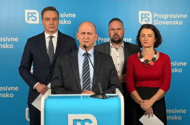 Progresívci vinia vládu z rastúcej kriminality. Suska vyzývajú, aby si obrovský problém konečne všimol – VIDEO