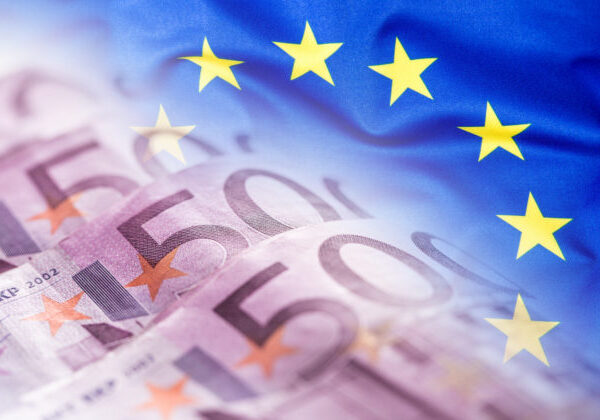 Inštitút ľudských práv vyzval Európsku komisiu na zmrazenie prístupu Ficovej vlády k eurofondom