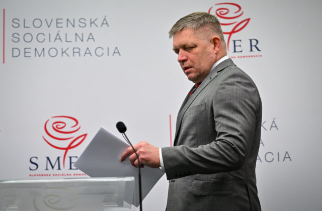 Smer patril medzi najväčších zadávateľov nenávistných reklám na Slovensku, útoky mierili na novinárov aj mimovládky