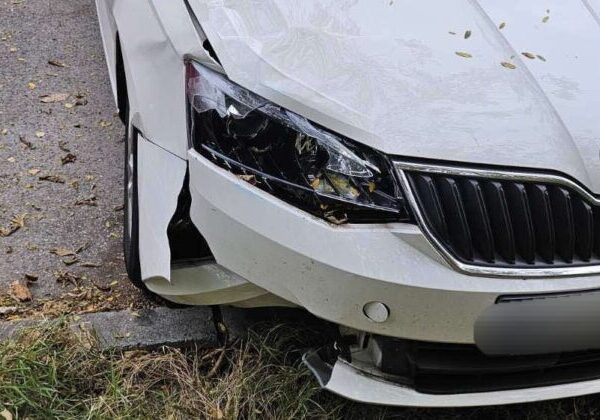 Osoba, ktorá pravdepodobne spôsobila tragickú nehodu v Báči, sa prihlásila na polícii. Muž zrážku neprežil – FOTO