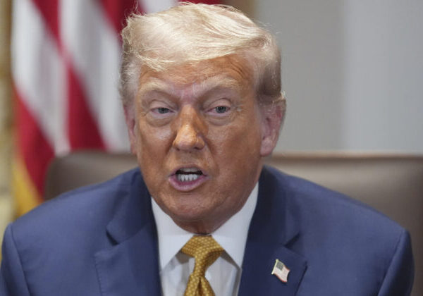 OSN musí znížiť mierové sily o štvrtinu pre nedostatok financií, Trump škrtá výdavky USA