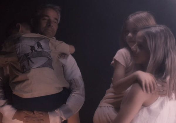 Nela Pocisková predstavuje najosobnejšiu skladbu svojej kariéry, venovanú svojim deťom – VIDEO