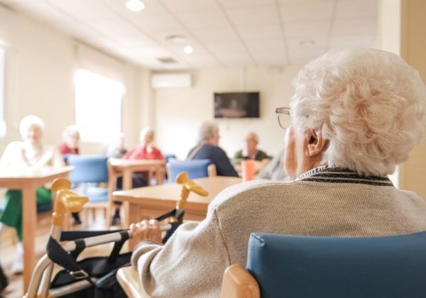 Dôchodkyňa vybrala úspory a išla ich odovzdať „bezpečnostnému pracovníkovi“