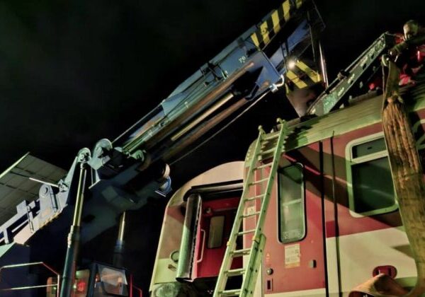 Vyšetrovanie zrážky rýchlikov pri Rožňave: Jeden bol približne o 100 metrov ďalej, než sa mal nachádzať – VIDEO, FOTO