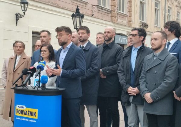 Progresívci predstavili kandidáta na predsedu Košického samosprávneho kraja – VIDEO, FOTO