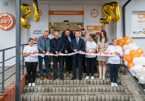 Domáca sieť COOP Jednota otvorila už 20. automatizovanú predajňu. Severná Orava sa stáva lídrom inovatívneho maloobchodu