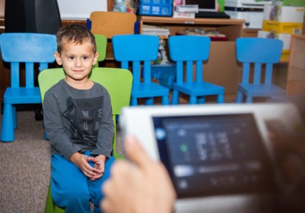 Zdravé oči už v škôlke – 9. ročník pomôže zmerať zrak ďalším 20 000 deťom