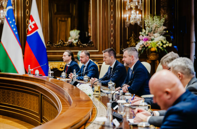 Pellegrini sa zúčastnil na otvorení Generálnej konferencie UNESCO, rokoval aj s prezidentmi Uzbekistanu a Srbska – FOTO
