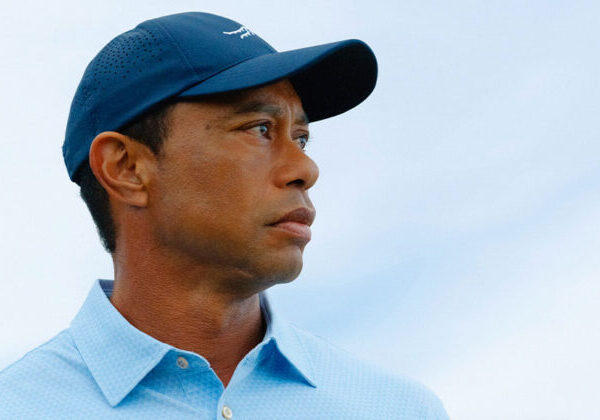 Tiger Woods podstúpil výmenu medzistavcovej platničky v dolnej časti chrbta