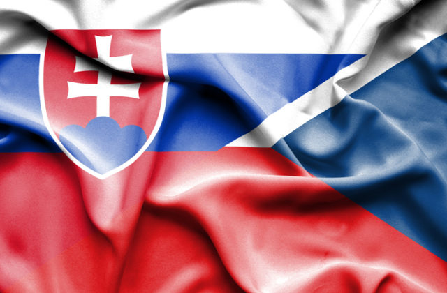 Mestá a obce vyvesia české aj slovenské vlajky, začal sa Týždeň česko-slovenskej vzájomnosti