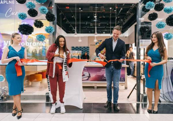 Dominika Mirgová roztancovala nový IQOS butik!